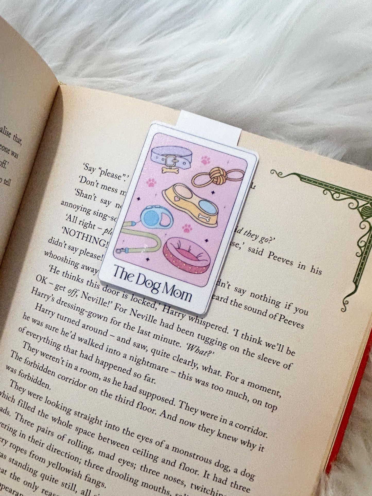 Dog Mom Magnetic Bookmark