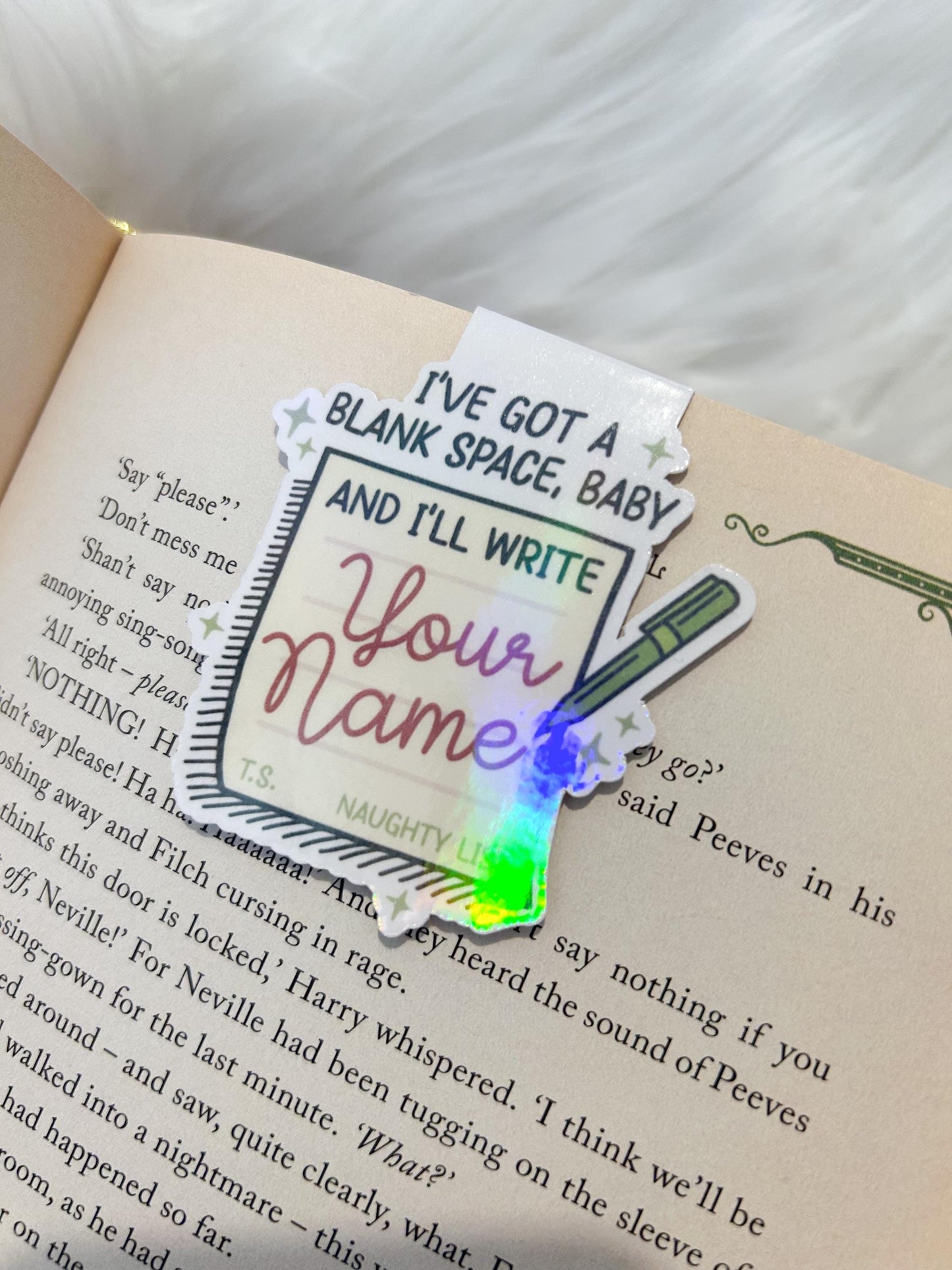 Merry Swiftmas Swiftie Magnetic Bookmark | Blank Space