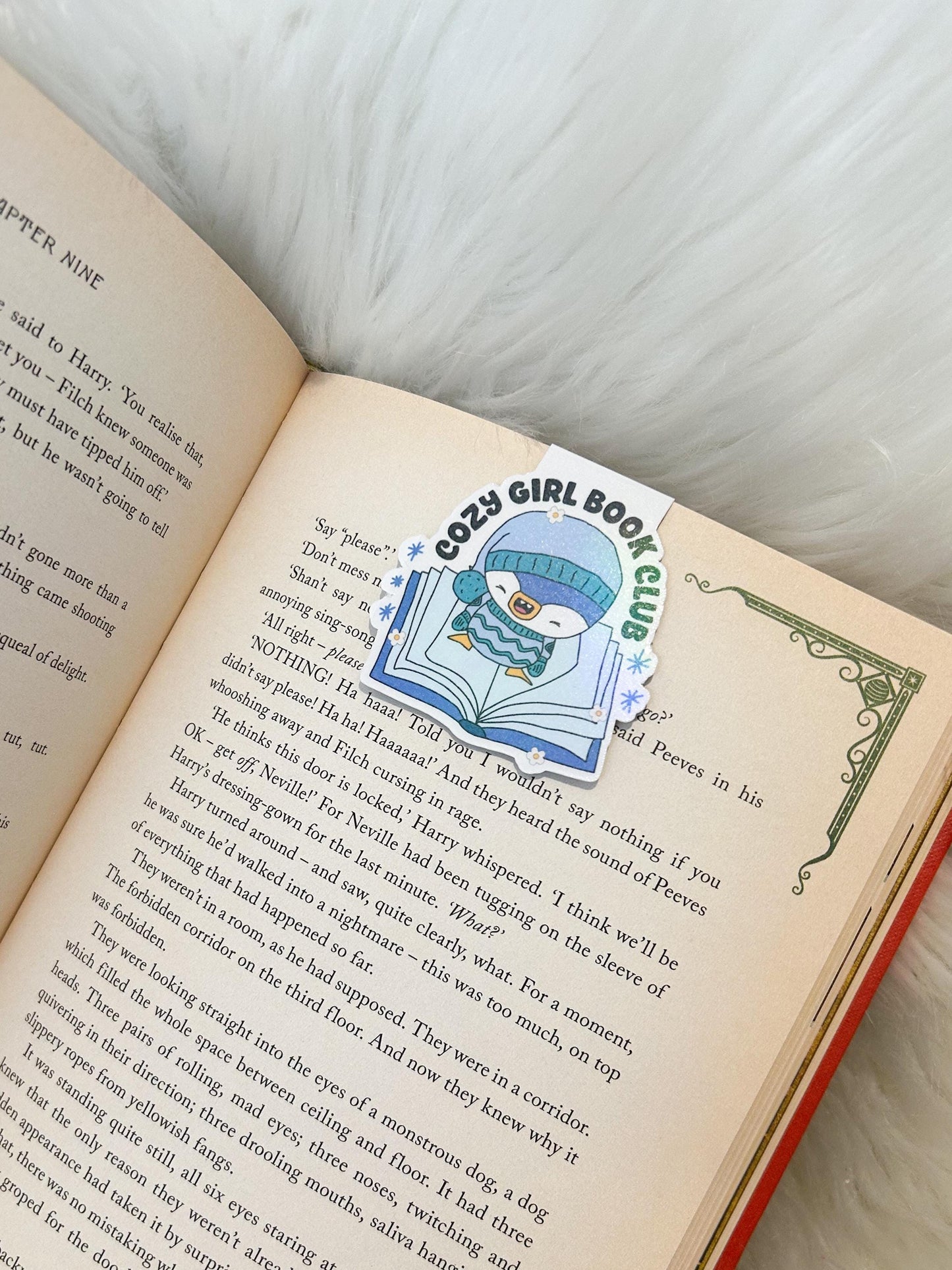Cute Penguin Magnetic Bookmark | Cozy Girl Book Club